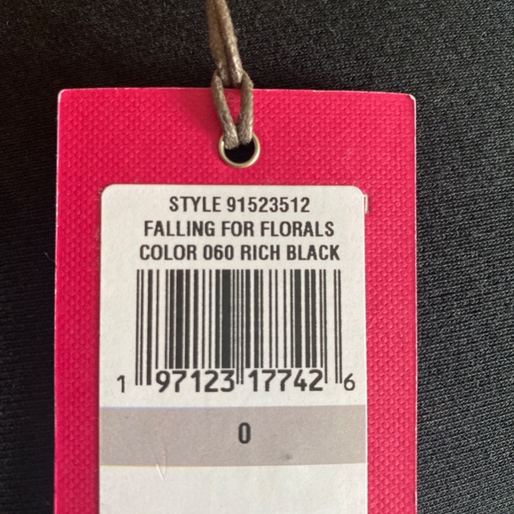 Vince Camuto Blazer - Picture 5 of 5